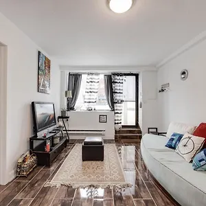 Apartment Bright Parkdale Court - Little Portugal W/ Free Parking