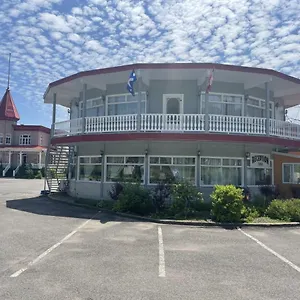 ** Hotel Le Regent Canada