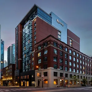 Revery Downtown, Curio Collection By Hilton **** Toronto